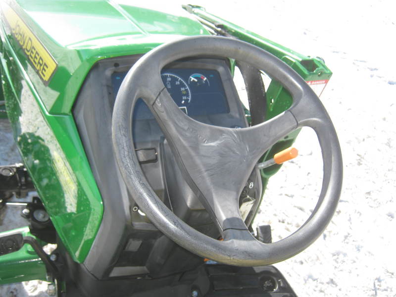 Tractors - Compact  John Deere 1023E Tractor  Photo